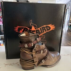 Freebird Crue booties size 7 NWT